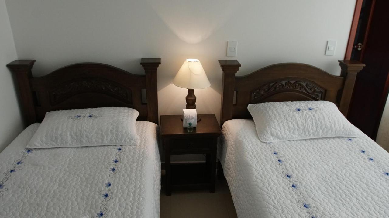 Hotel Sipa ดุยตามา ภายนอก รูปภาพ